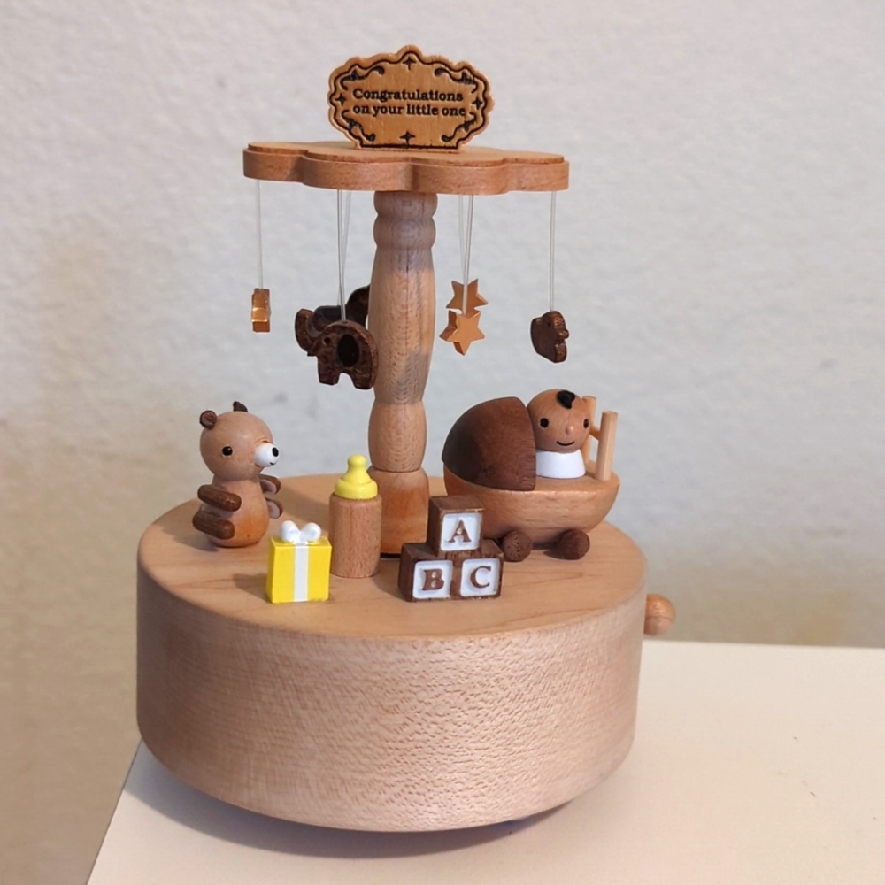 Wooderful Life Music box
